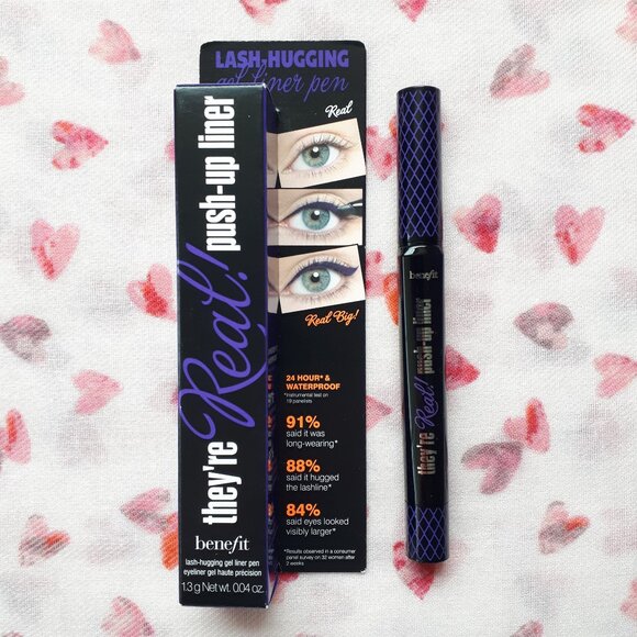 Benefit Cosmetics: They're Real Push Up Liner - Beyond Purple - Picture 1 of 16